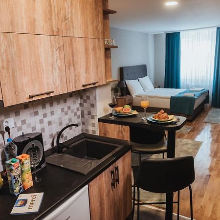 Magellan Family Lux Apartments Нови-Сад Экстерьер фото
